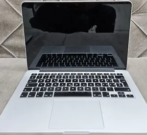 New Laptop Apple MacBook Pro 2015 8GB Intel Core i5 SSD 256GB