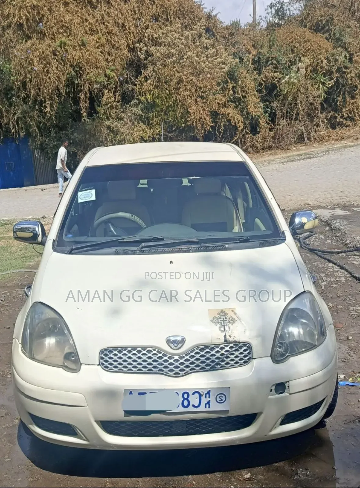 Toyota Vitz 2004 Ivory