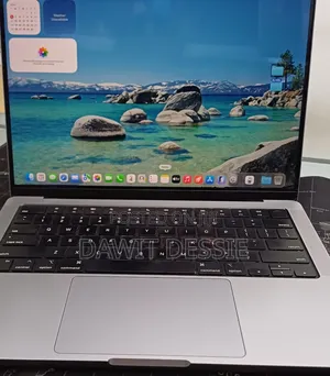 New Laptop Apple MacBook Pro 2021 M1 16GB Apple M1 Pro SSD 512GB