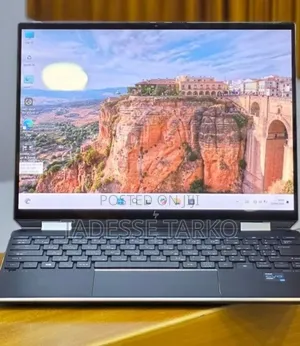New Laptop HP Spectre 16GB Intel Core i7 SSD 512GB