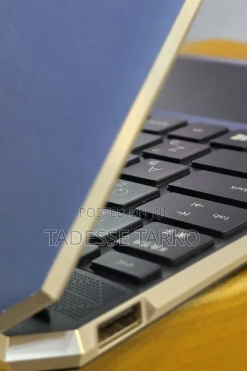 New Laptop HP Spectre 16GB Intel Core i7 SSD 512GB