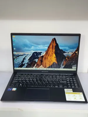 New Laptop Asus VivoBook 15 X505BA 16GB Intel Core i9 SSD 1T