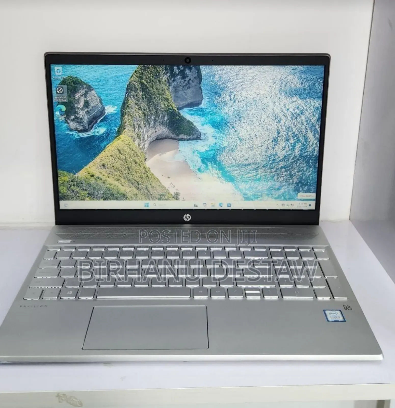 New Laptop HP Pavilion 15 12GB Intel Core i5 SSD 256GB