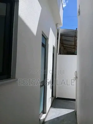 Furnished 5bdrm Farm House in Yeka for rent