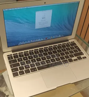 New Laptop Apple MacBook Pro 2015 4GB Intel Core i5 SSD 256GB