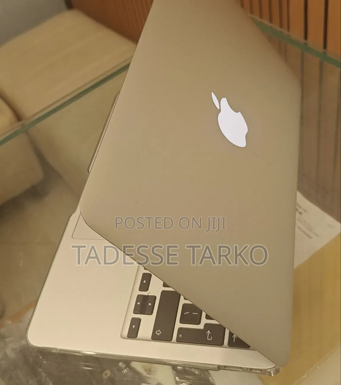 New Laptop Apple MacBook Pro 2015 4GB Intel Core i5 SSD 256GB