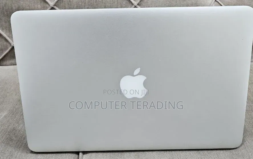 New Laptop Apple MacBook Air 2015 8GB Intel Core i5 SSD 128GB
