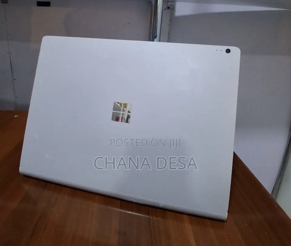New Laptop Microsoft Surface Book 2 16GB Intel Core i7 SSD 512GB