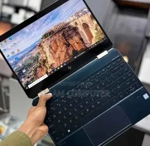 New Laptop HP Spectre X360 16GB Intel Core i7 SSD 512GB