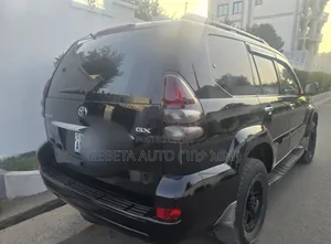 Toyota Land Cruiser 2004 Black