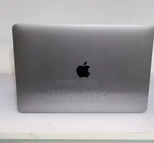 New Laptop Apple MacBook Pro 2017 8GB Intel Core i5 SSD 256GB