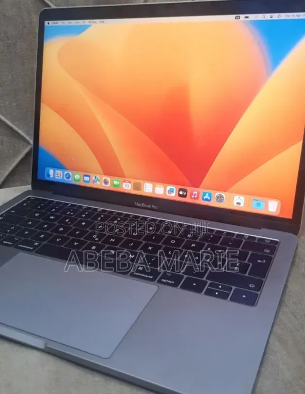 New Laptop Apple MacBook Pro 2017 16GB Intel Core i5 SSD 512GB