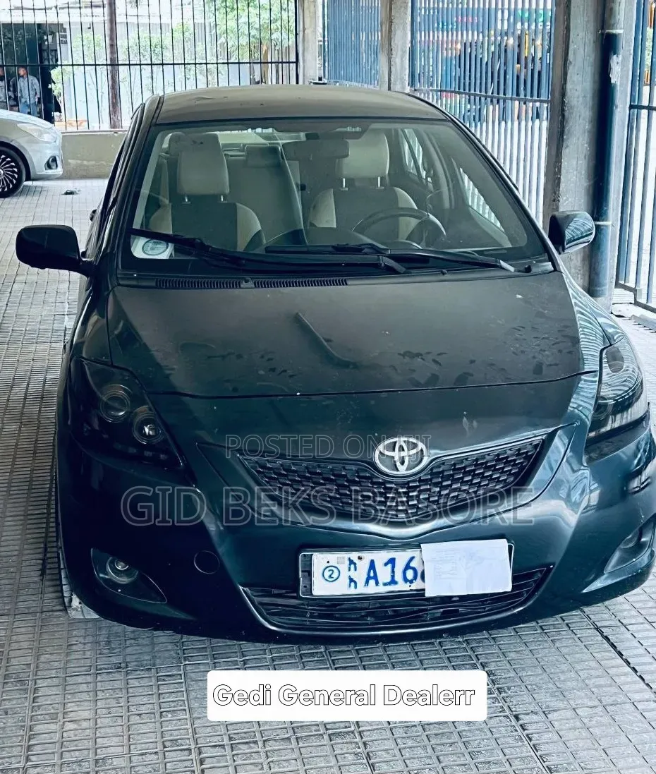 Toyota Yaris 2008 Matt Black