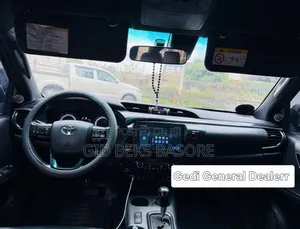 Toyota Hilux 2020 Gray