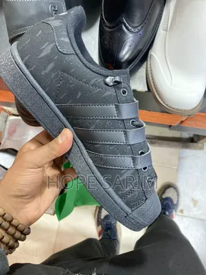 Adidas Superstar "Rabbit Hole"