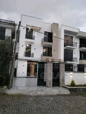 Furnished 10bdrm Farm House in Yeka for sale