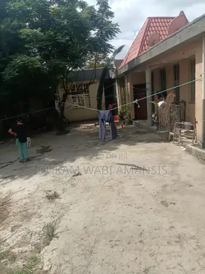 Furnished 8bdrm House in Dukam, West Shewa for sale