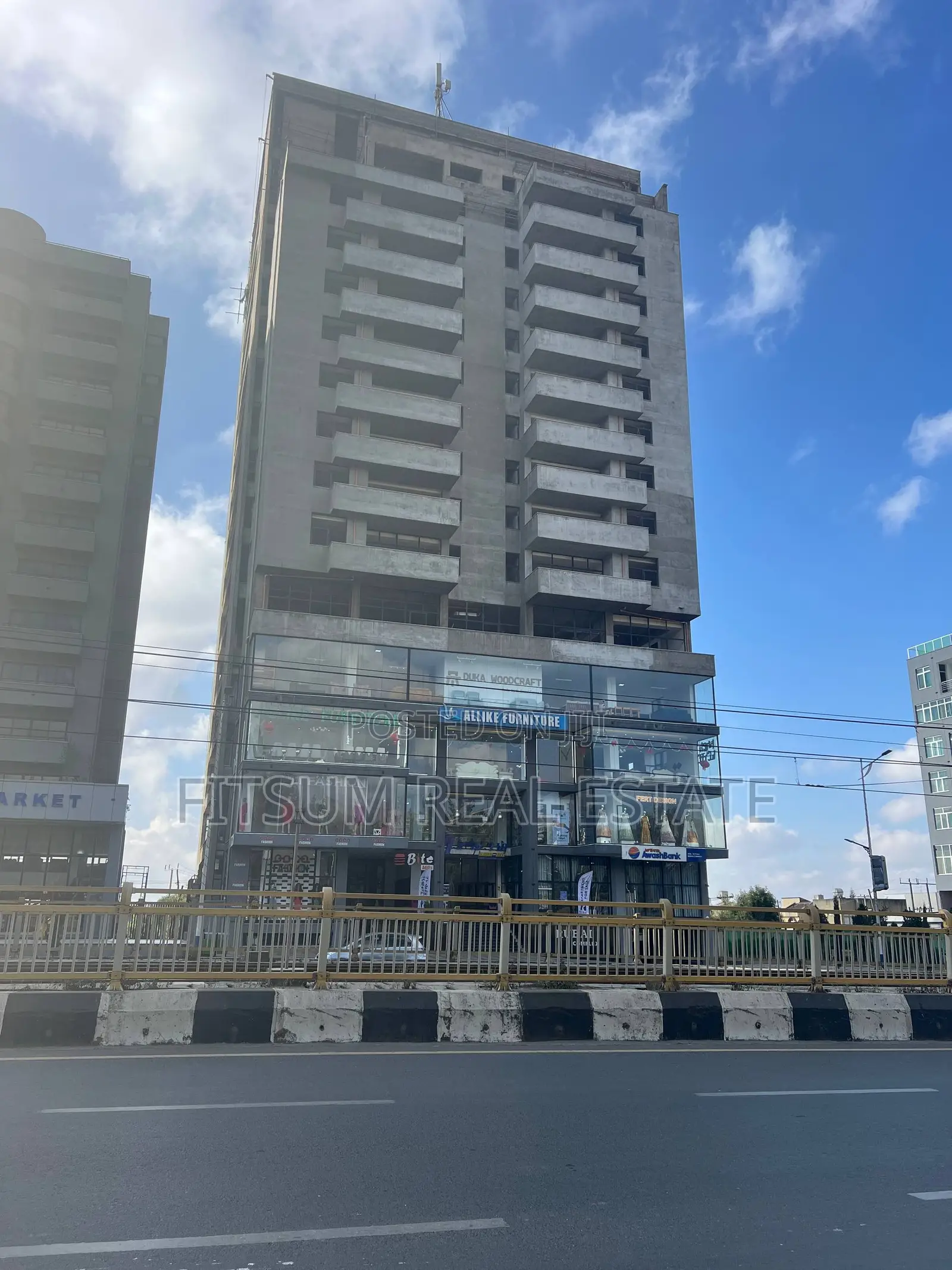 2bdrm Apartment in Luxury Complex, Yeka for sale