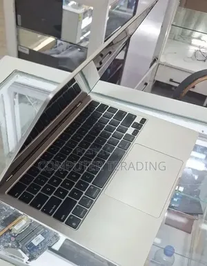 New Laptop Apple MacBook Air 2023 M2 16GB Apple M2 SSD 256GB