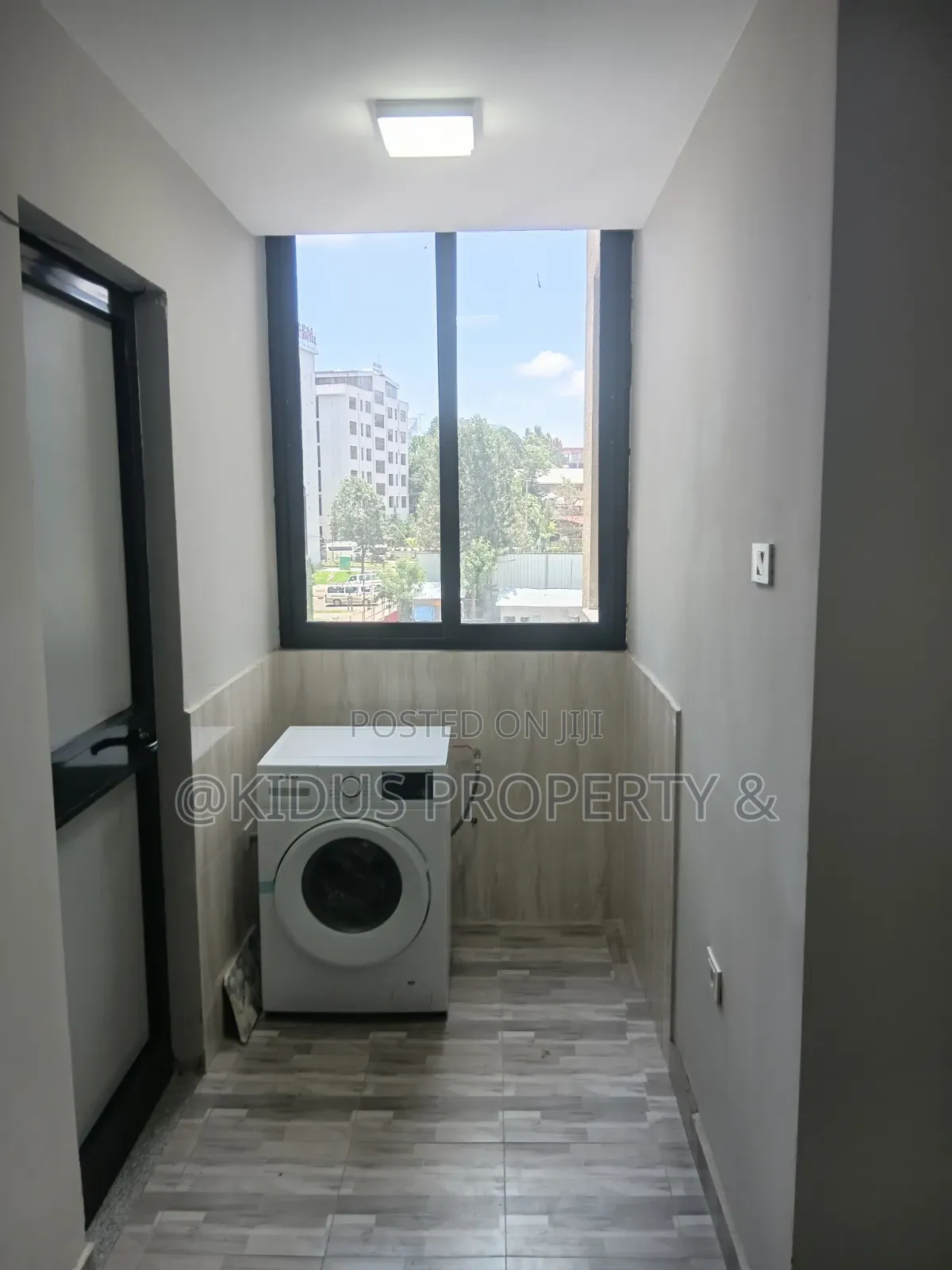 3bdrm Apartment in Africa Union, Nifas Silk-Lafto for sale