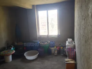 3bdrm Condo in Yeka for sale