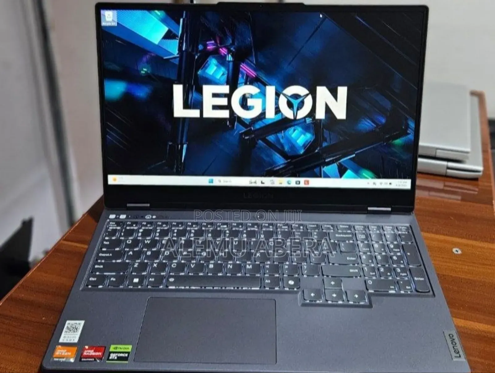 New Laptop Lenovo 16GB AMD Ryzen 7 SSD 512GB
