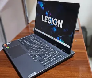 New Laptop Lenovo 16GB AMD Ryzen 7 SSD 512GB