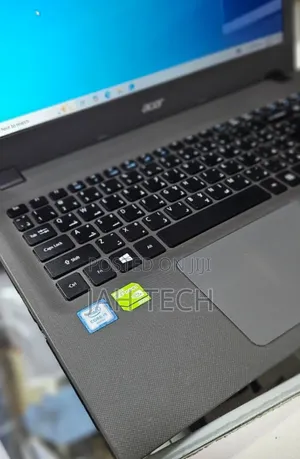 New Laptop Acer Aspire 5 8GB Intel Core i5 HDD 1T
