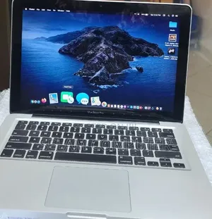 New Laptop Apple MacBook Pro 2017 8GB Intel Core i5 SSD 500GB