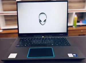 New Laptop Dell Allenware M15 R5 16GB Intel Core Ultra 9 SSD 1T