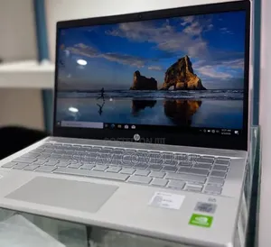 New Laptop HP Pavilion 15 8GB Intel Core i7 SSD 512GB