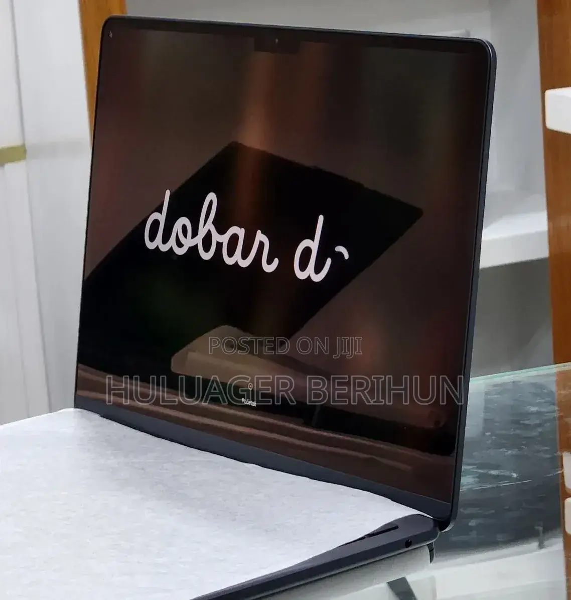 New Laptop Apple MacBook Air 2025 M4 13-inch 16GB Apple M4 SSD 256GB