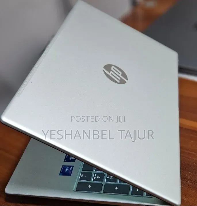 New Laptop HP ProBook 11 X360 16GB Intel Core Ultra 7 SSD 512GB