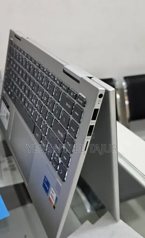 New Laptop HP Envy x360 8GB Intel Core i5 SSD 512GB