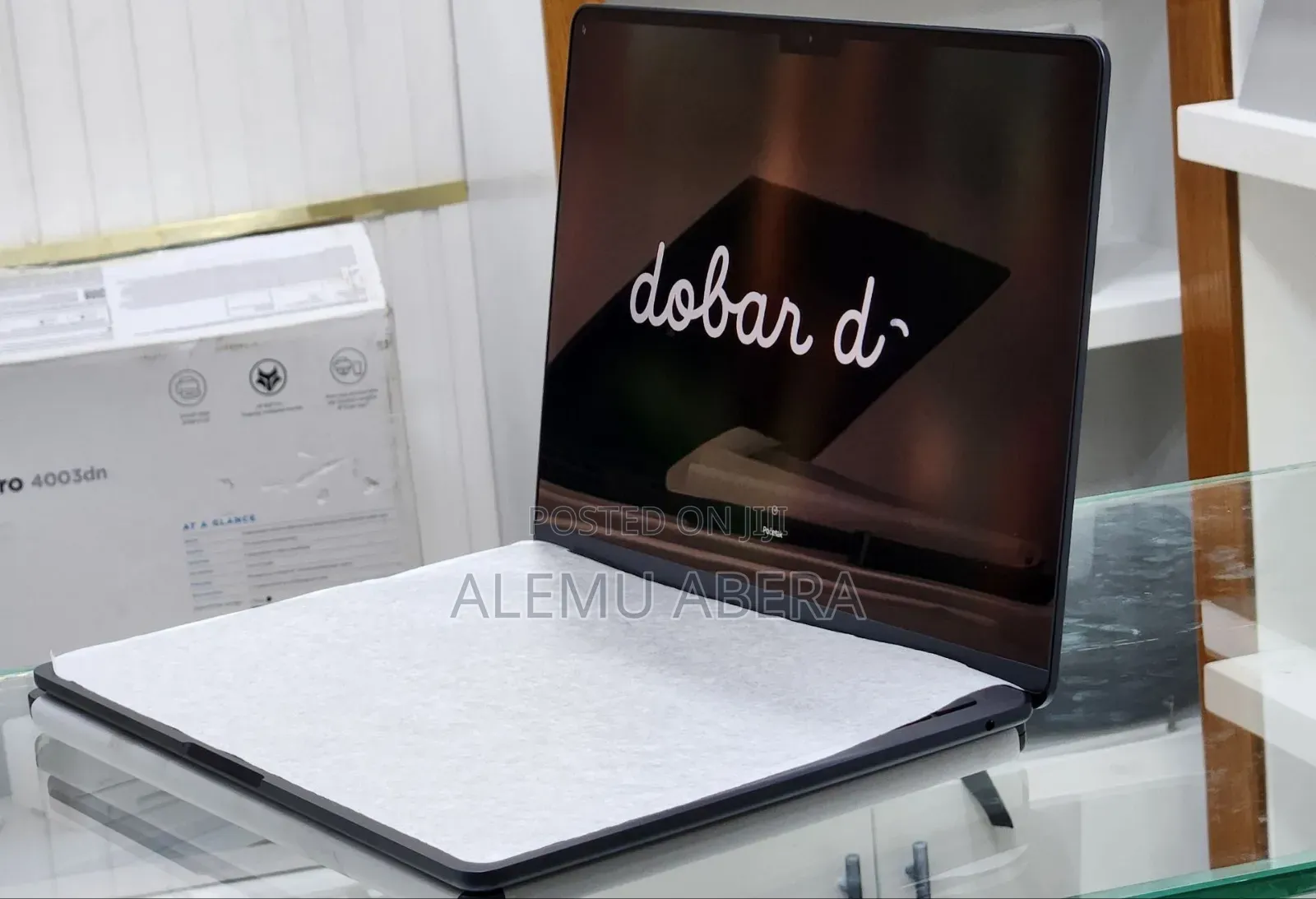 New Laptop Apple MacBook Air 2025 M4 13-inch 16GB Apple M4 SSD 256GB