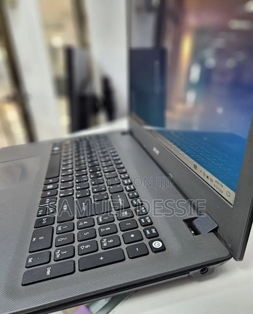 Laptop Acer Aspire 5 8GB Intel Core i5 HDD 1T