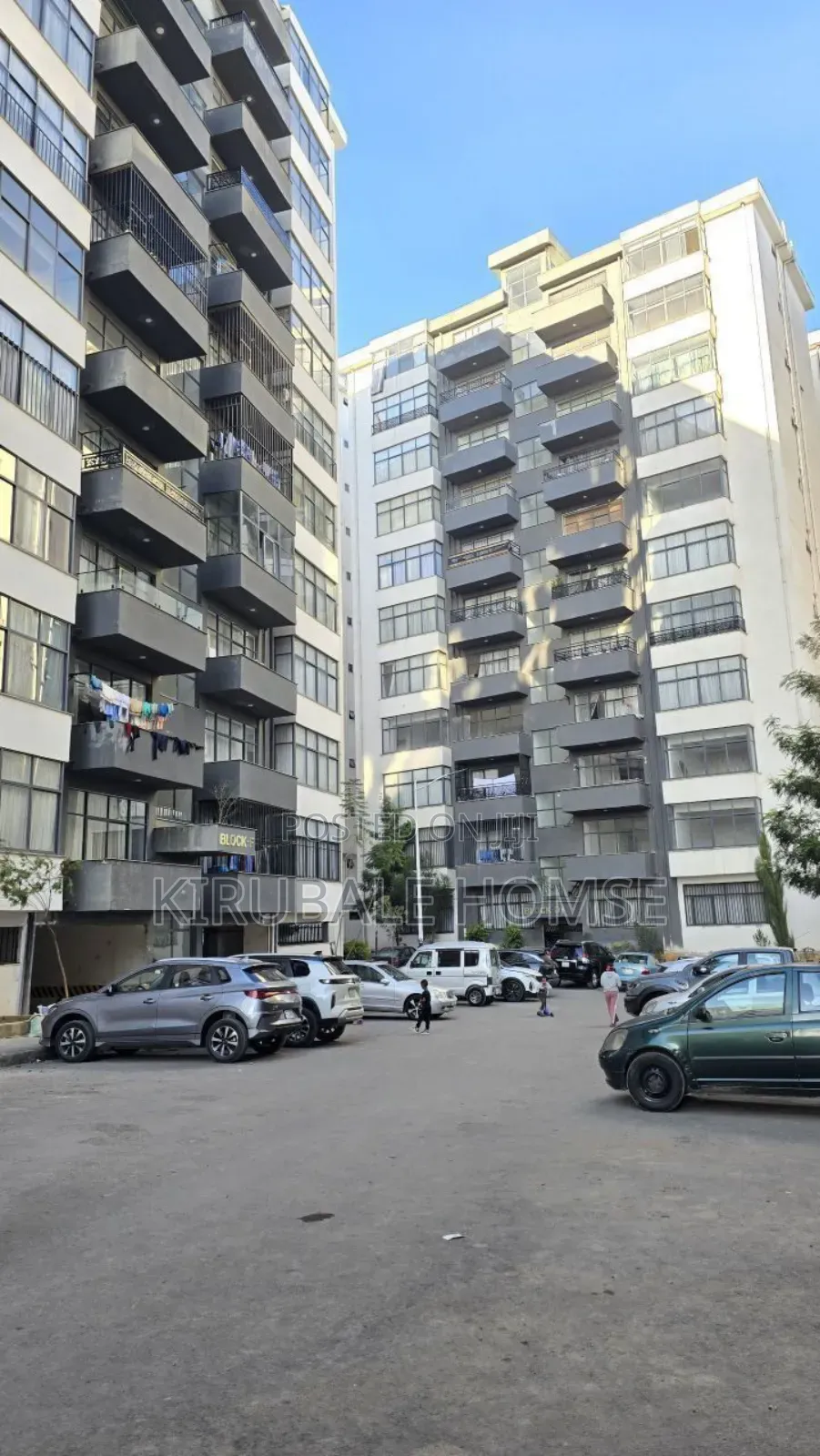 4bdrm Apartment in Noh Figa, Bole for rent