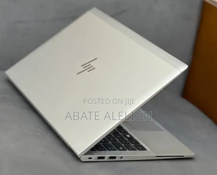 New Laptop HP EliteBook 840 G8 16GB Intel Core i5 SSD 512GB