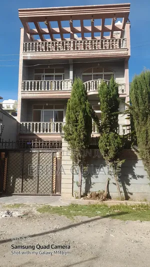 Furnished 7bdrm Farm House in Yeka for rent