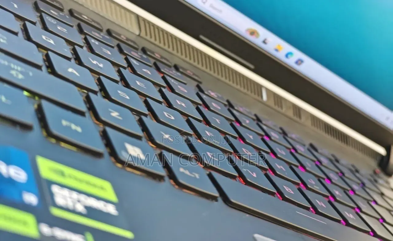 New Laptop Asus ROG Strix G15 16GB Intel Core i9 SSD 1T