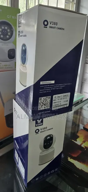 V380 Smart Camera Taking Sim Card With Battery