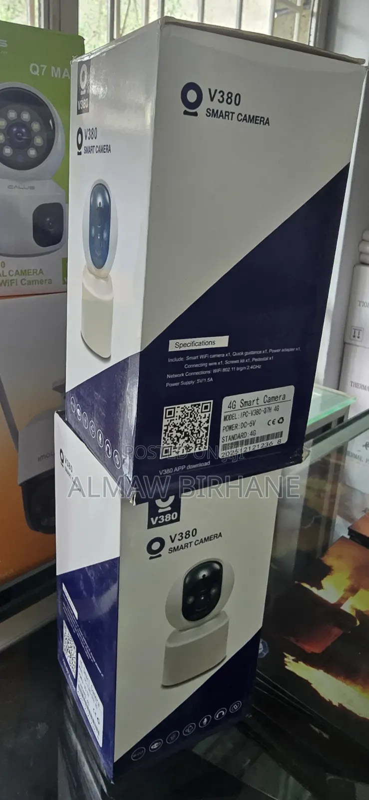 V380 Smart Camera Taking Sim Card With Battery