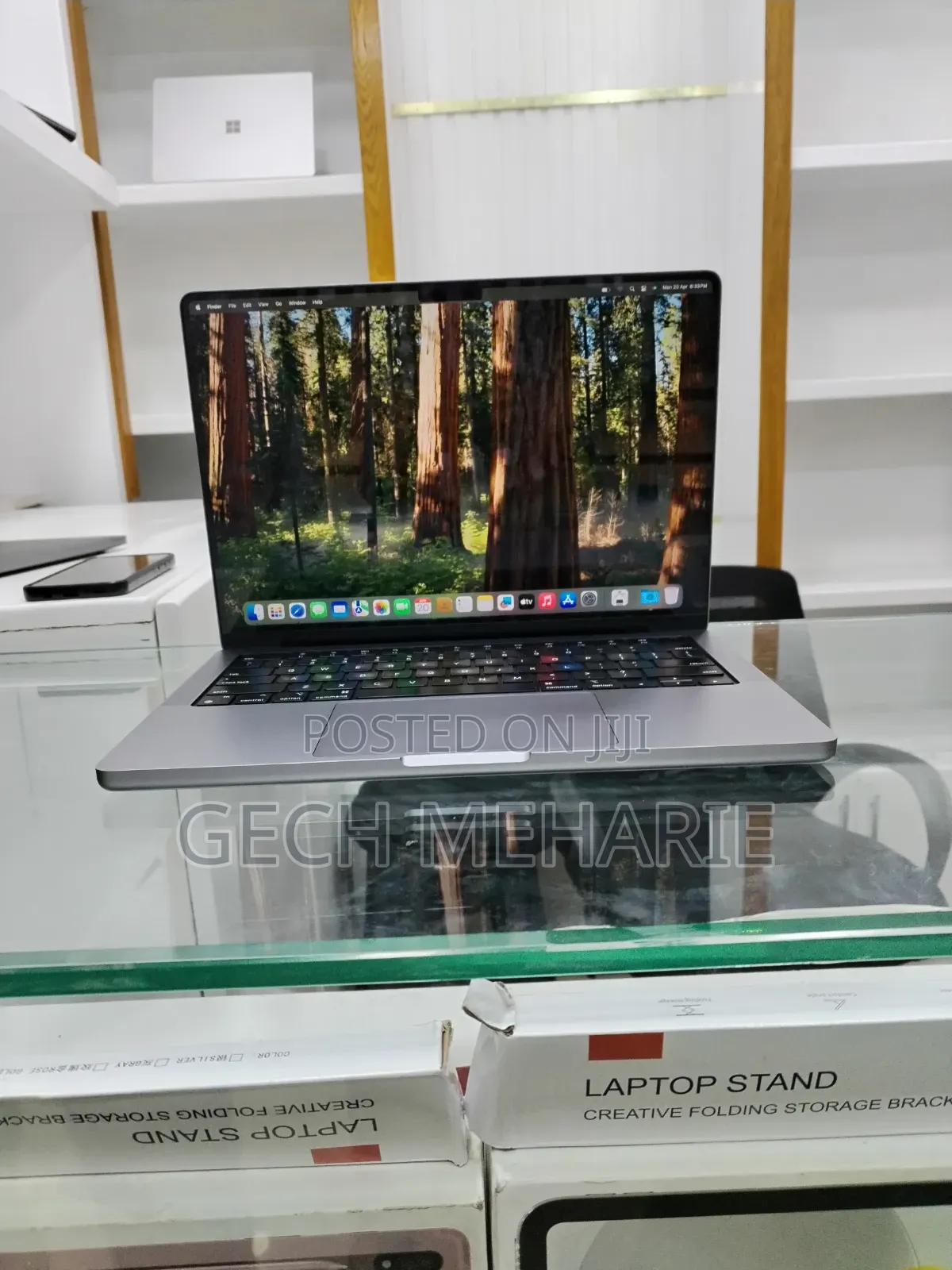 New Laptop Apple MacBook Pro 2021 M1 16GB Apple M1 Pro SSD 512GB