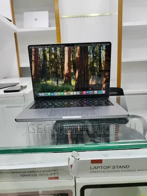 New Laptop Apple MacBook Pro 2021 M1 16GB Apple M1 Pro SSD 512GB