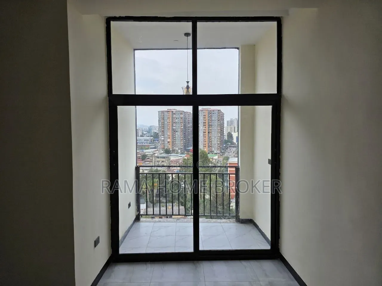 Furnished 3bdrm Apartment in መገናኛ ለም ሆቴል አፓርትመንት, Yeka for sale