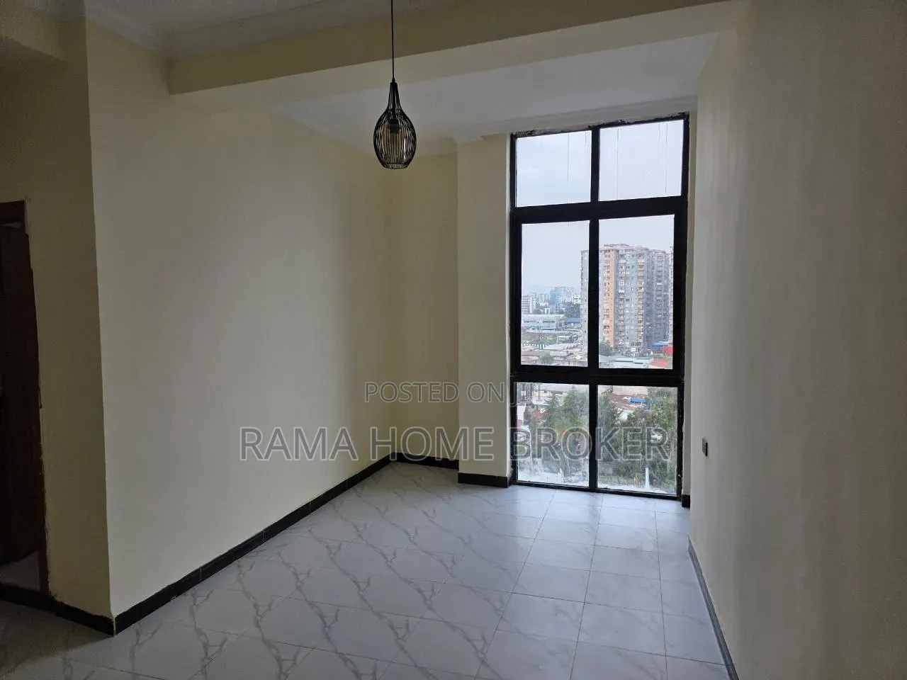 Furnished 3bdrm Apartment in መገናኛ ለም ሆቴል አፓርትመንት, Yeka for sale