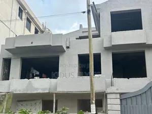 5bdrm House in የግል, Bole for sale