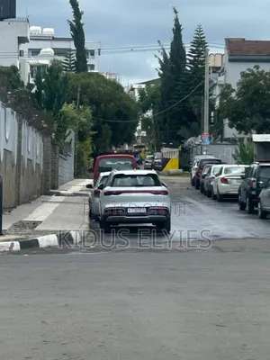 5bdrm House in የግል, Bole for sale