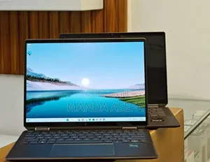 New Laptop HP Spectre 16GB Intel Core i7 SSD 1T