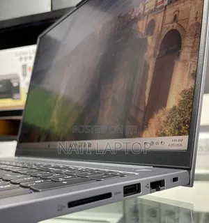 New Laptop Lenovo 16GB Intel Core Ultra 5 SSD 512GB